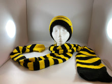  Honeycomb Hat and Scarf Set
