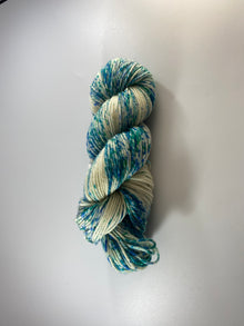  Cascade 220 Superwash Hand Paints Yarn